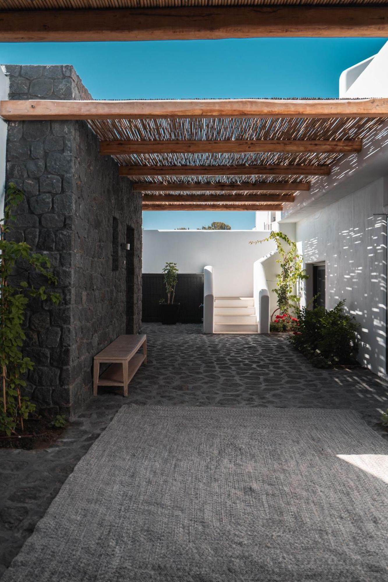 Nero Suites By Nomee Hospitality Group Imerovigli  Exteriér fotografie